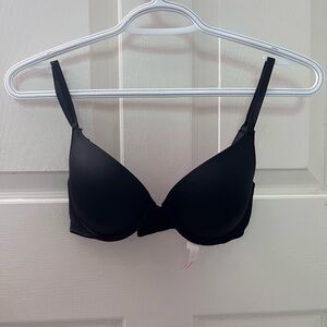 Victorias Secret Pink Wear Everywhere Push Up - 32C